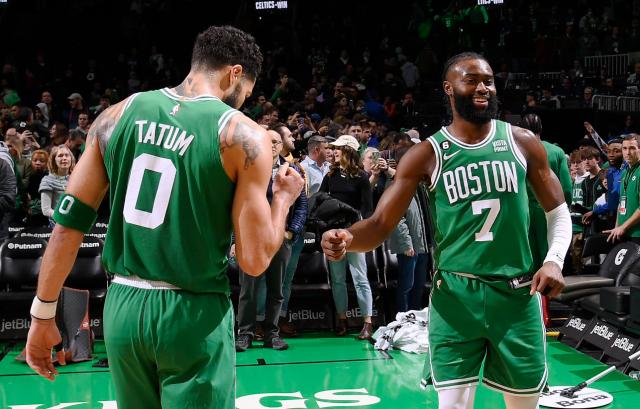 开云-双探花再度同场砍下30+ 布朗：我们仍有提升空间